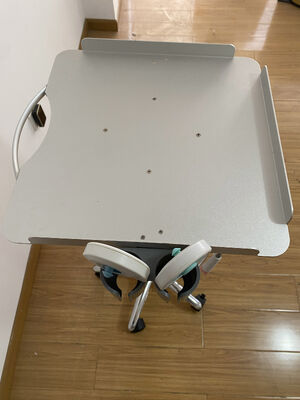 병원 의료 카트용 OEM 서비스가 포함된 현대적인 디자인 금속 환자 모니터 트롤리